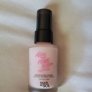 Pore covering makeup